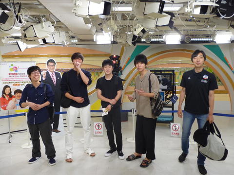 4　NHKテレビスタジオの雰囲気を.JPG