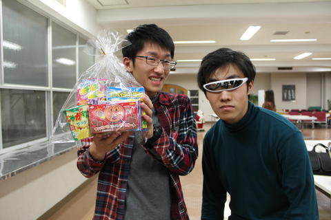 お菓子セット当たりました