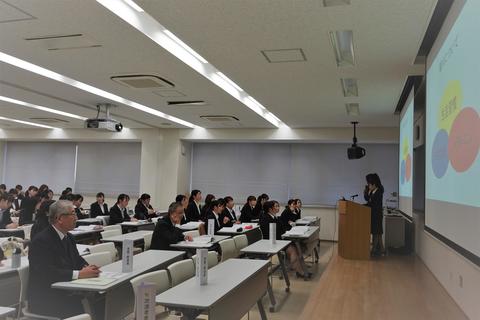 会場のようす ＝ 富山短期大学E館703、704教室