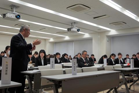 宮田学長からアドバイスをいただきました