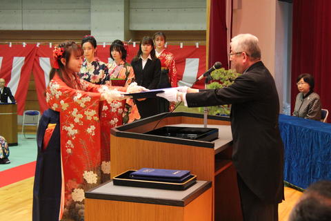 幼児教育学科　授与