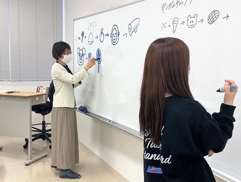 教員もゲームに参加