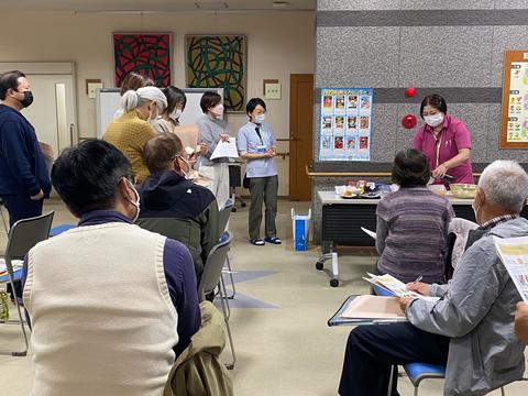 ⑤-1栄養立ち見0671.jpg