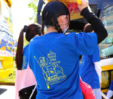 2年3組 ロイヤルブルー