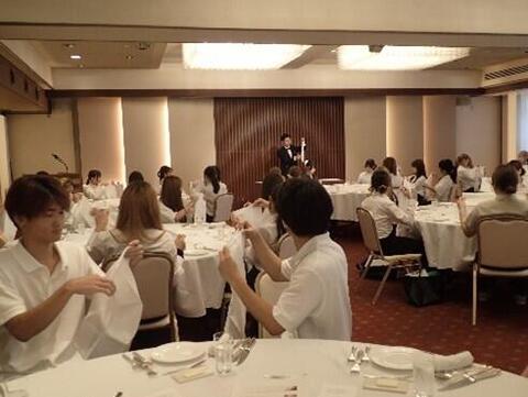 西洋料理　テーブルマナー講習会.jpg