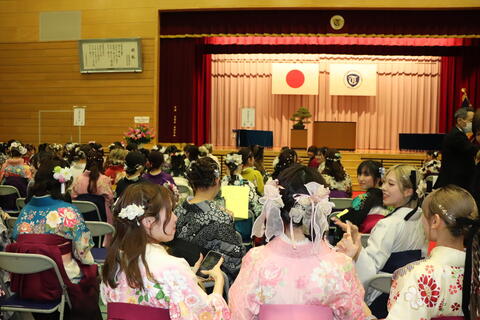 後ろ姿もステキです☆