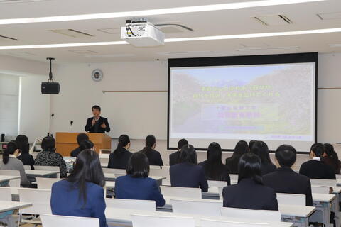 四杉学科長による幼児教育学科の紹介